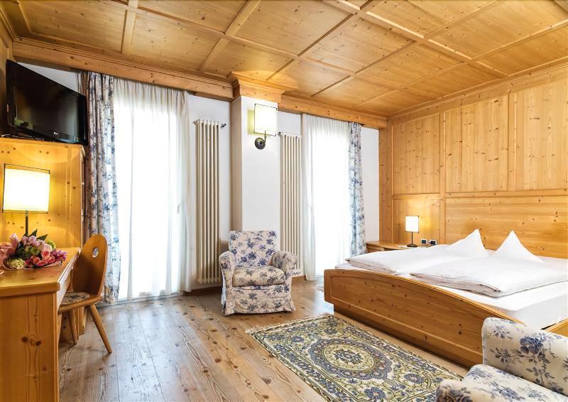 Leading Relax Hotel Maria Моена Екстер'єр фото