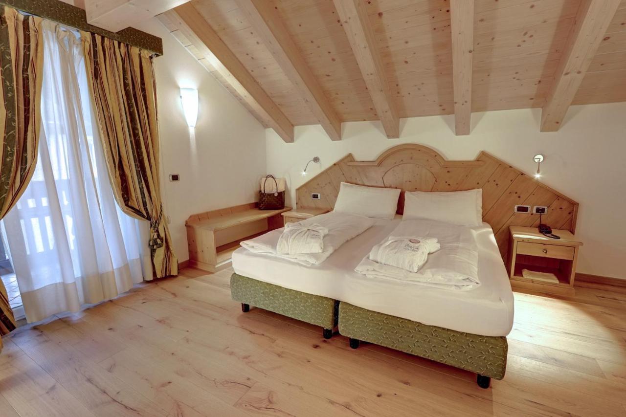 Leading Relax Hotel Maria Моена Екстер'єр фото