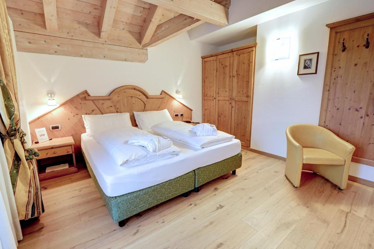 Leading Relax Hotel Maria Моена Екстер'єр фото