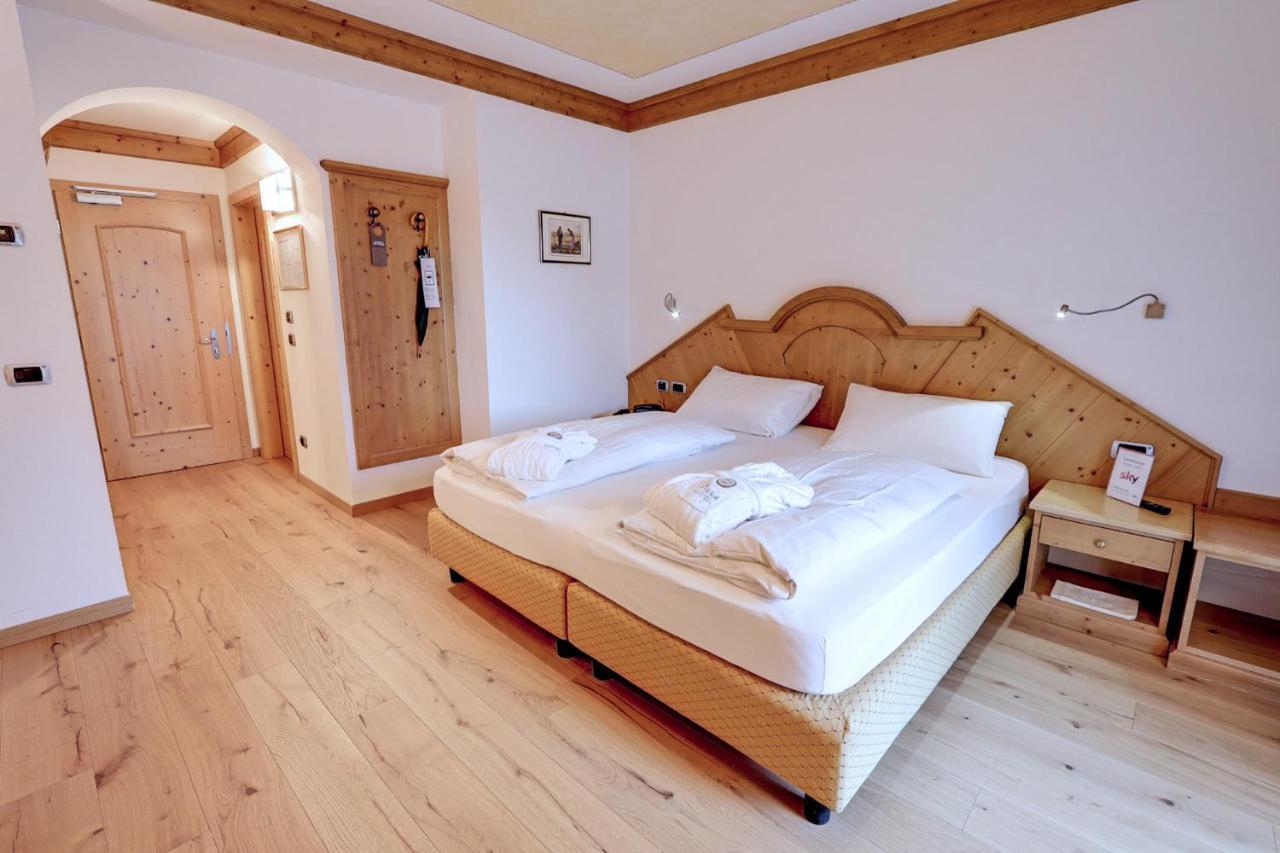 Leading Relax Hotel Maria Моена Екстер'єр фото