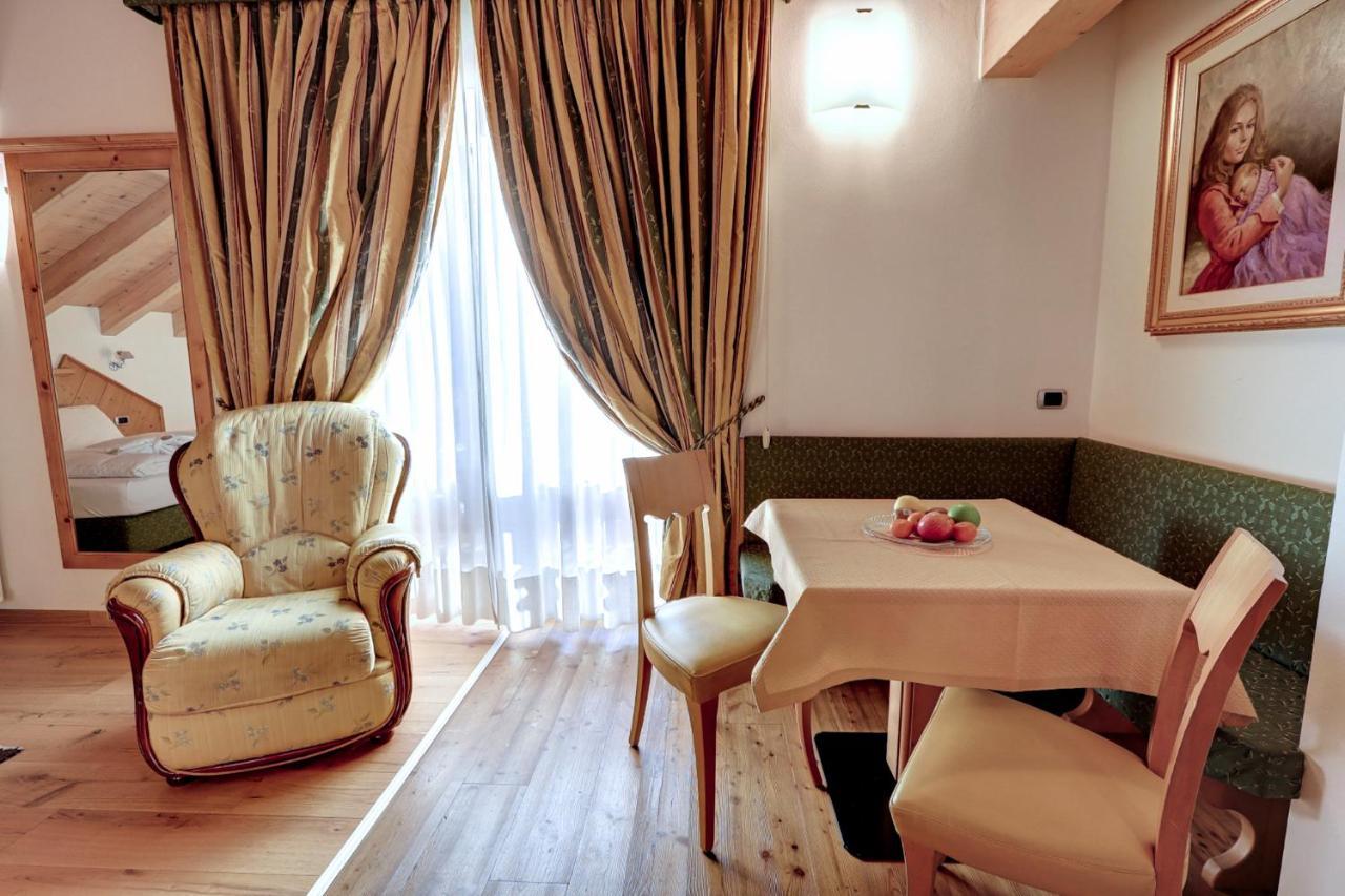 Leading Relax Hotel Maria Моена Екстер'єр фото
