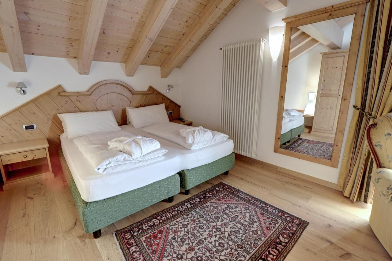 Leading Relax Hotel Maria Моена Екстер'єр фото