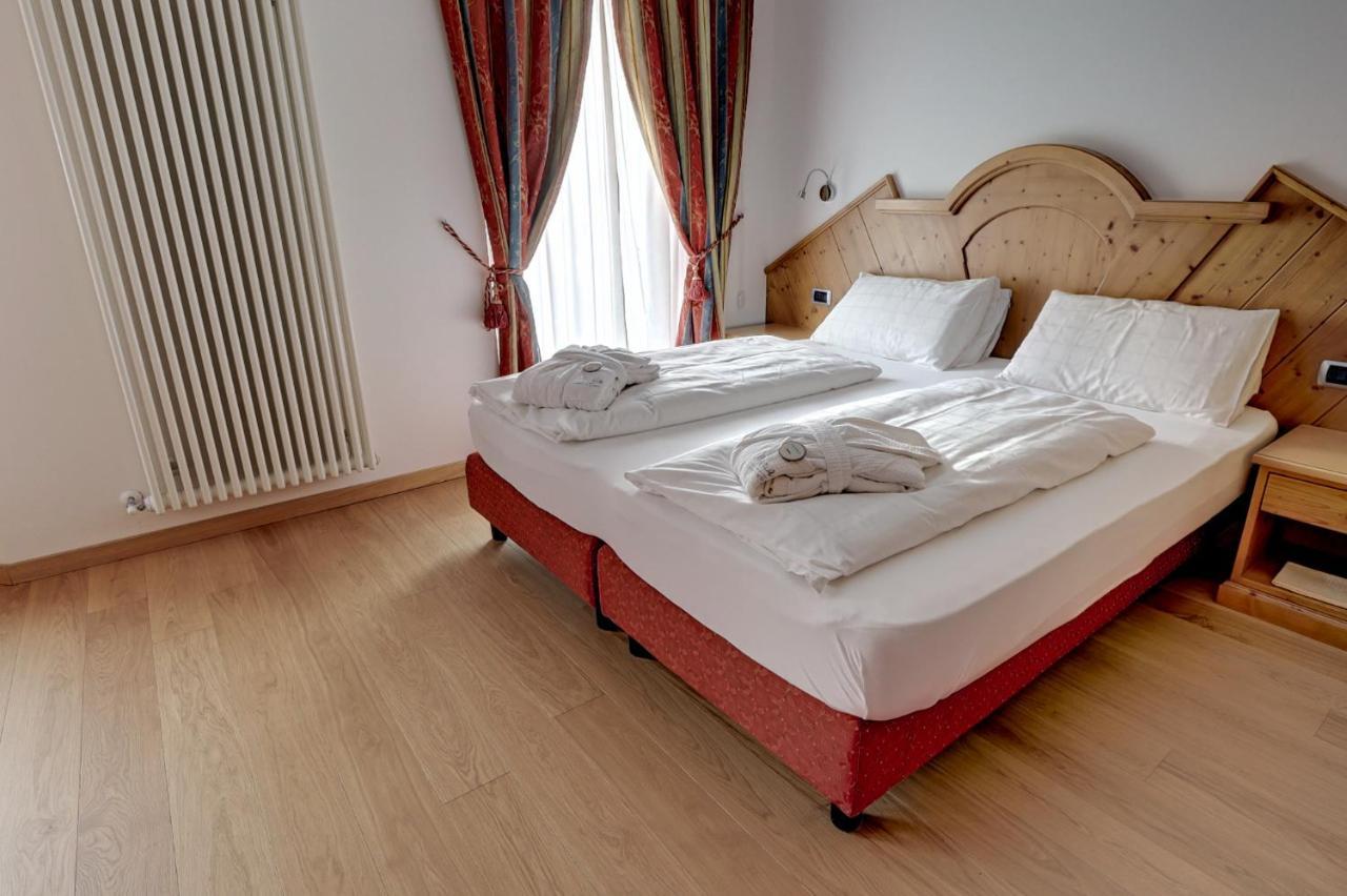 Leading Relax Hotel Maria Моена Екстер'єр фото