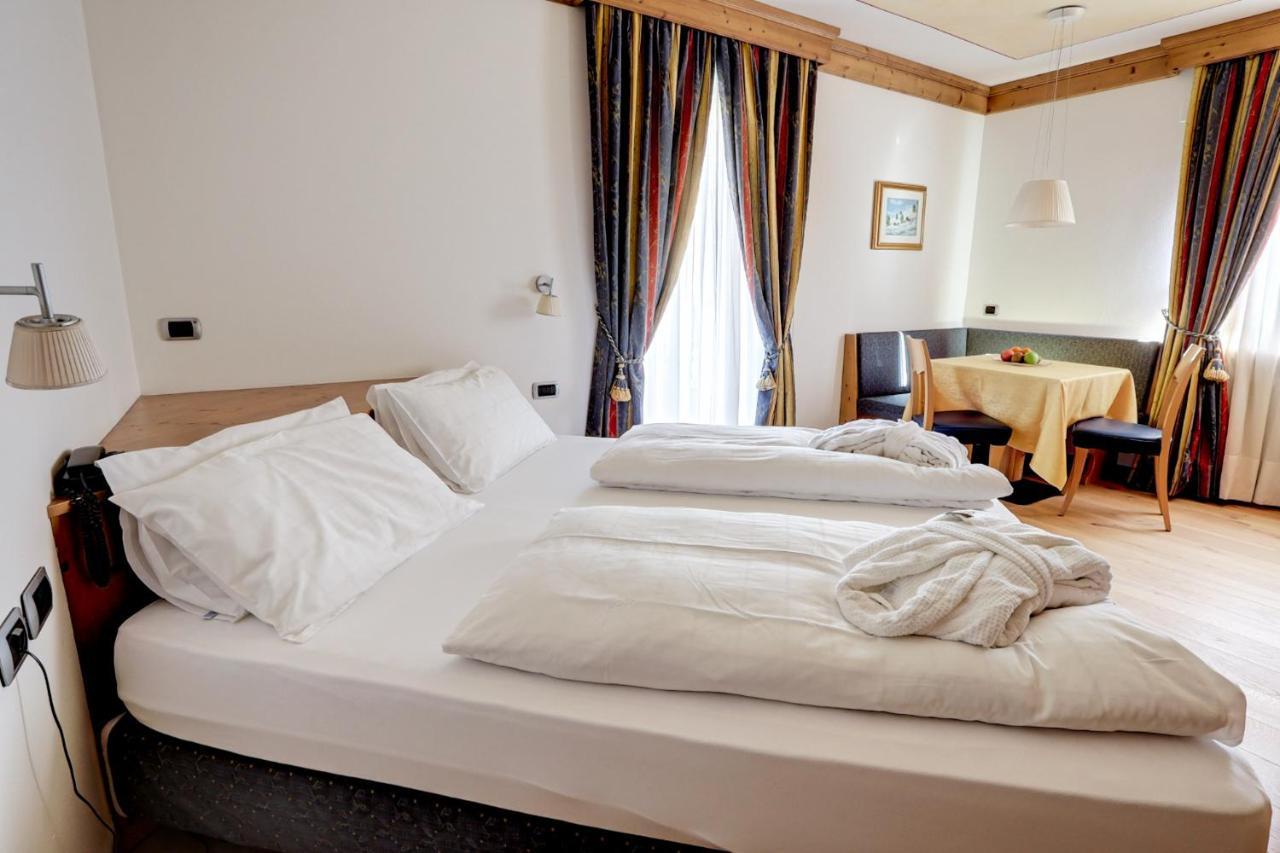 Leading Relax Hotel Maria Моена Екстер'єр фото
