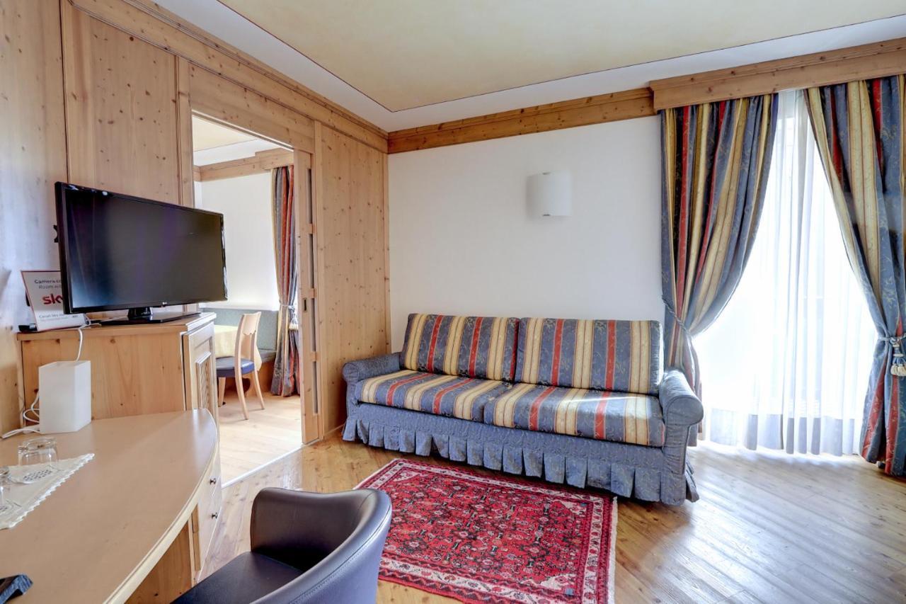 Leading Relax Hotel Maria Моена Екстер'єр фото