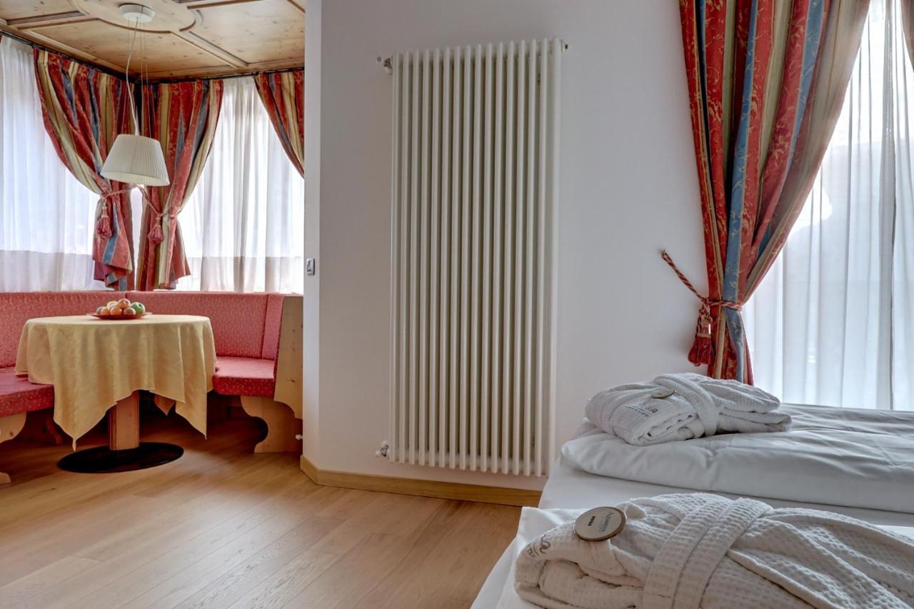 Leading Relax Hotel Maria Моена Екстер'єр фото