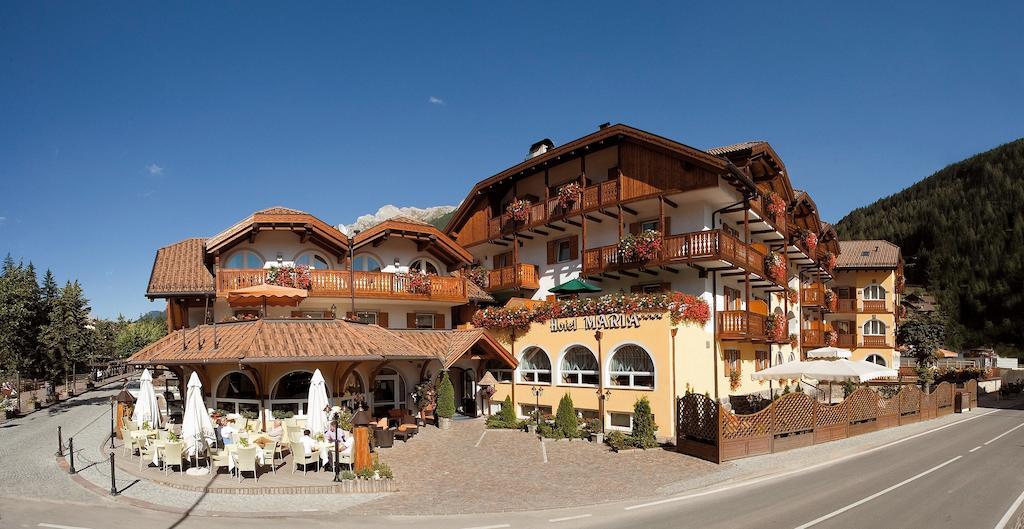 Leading Relax Hotel Maria Моена Екстер'єр фото
