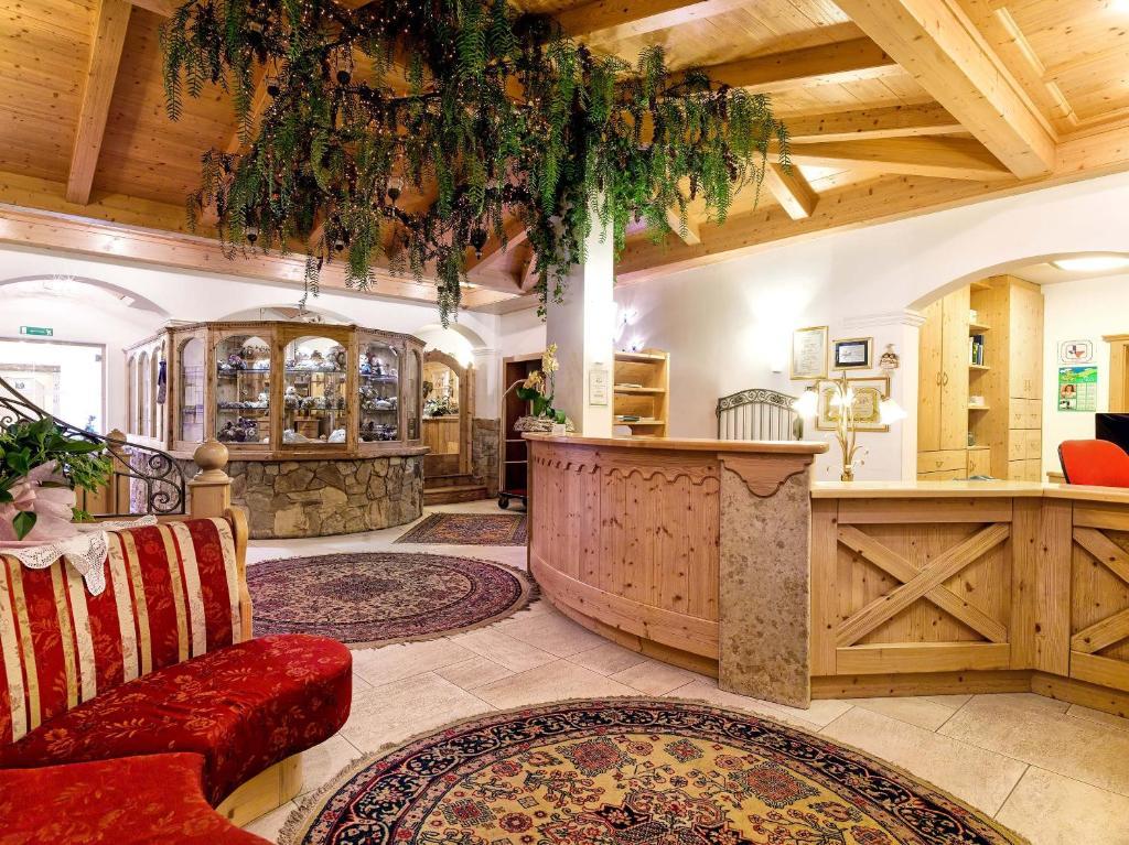 Leading Relax Hotel Maria Моена Екстер'єр фото