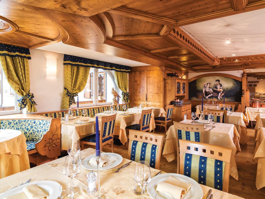 Leading Relax Hotel Maria Моена Екстер'єр фото