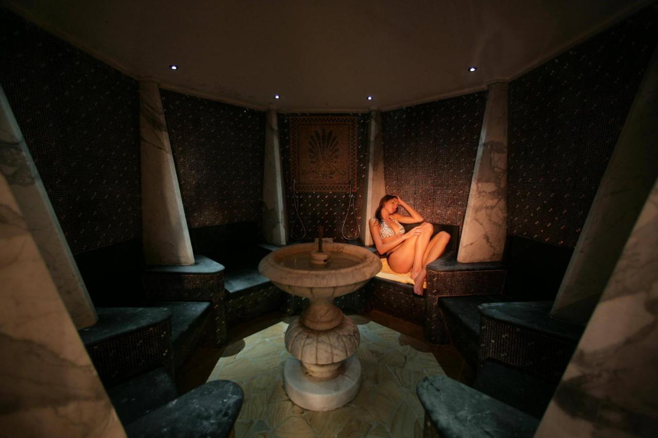 Leading Relax Hotel Maria Моена Екстер'єр фото